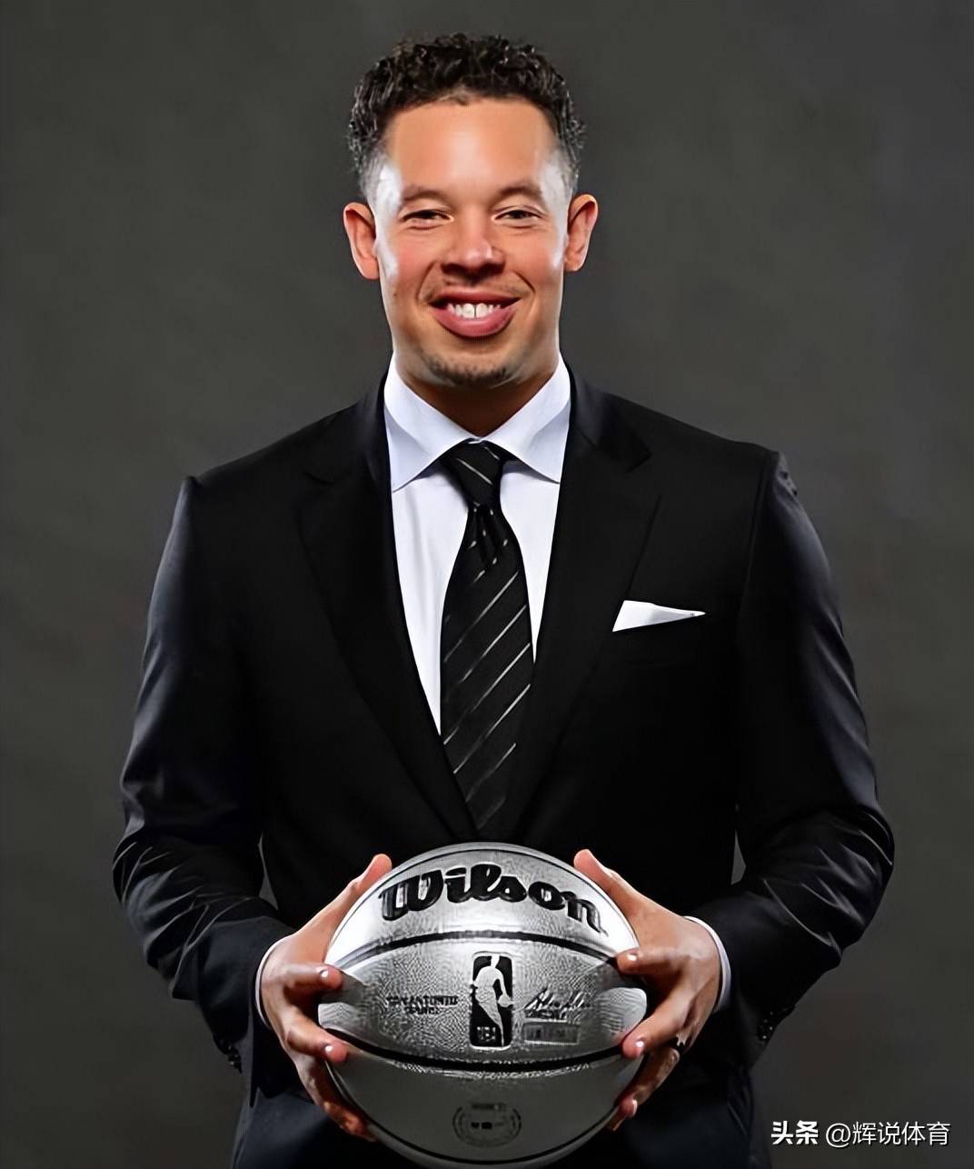 爱游戏体育-包含今晚塞维利亚调整名单以备NBA季后赛，主帅复盘环节打磨，信心回归，身体对抗强度拉满的词条