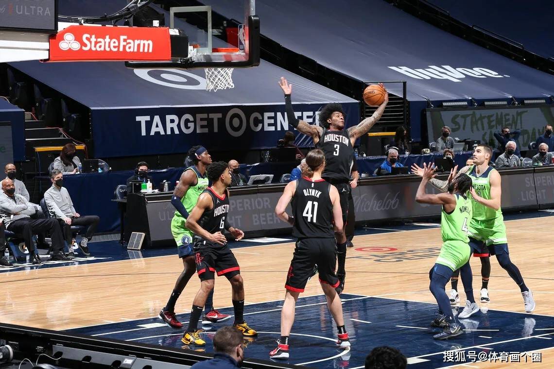 深圳男篮的比赛