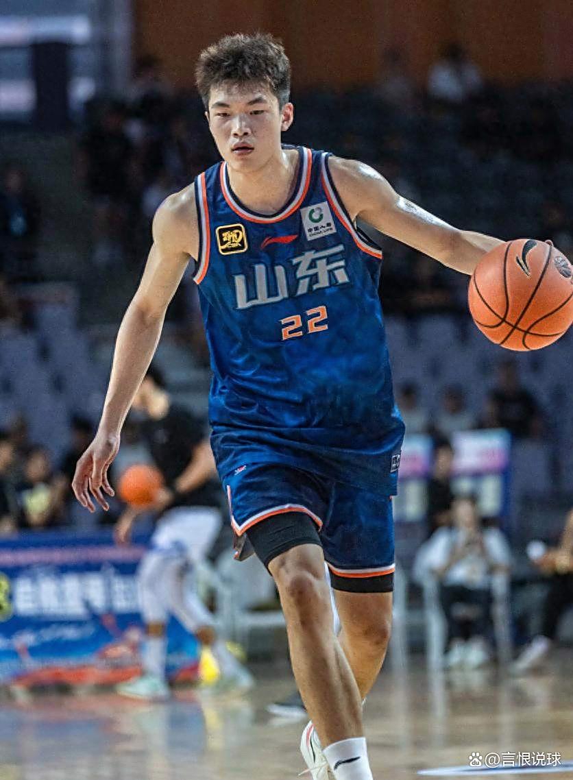 包含清晨山东男篮备战德甲，再遭质疑细节曝光，压力陡增，数据趋势出现新变化的词条