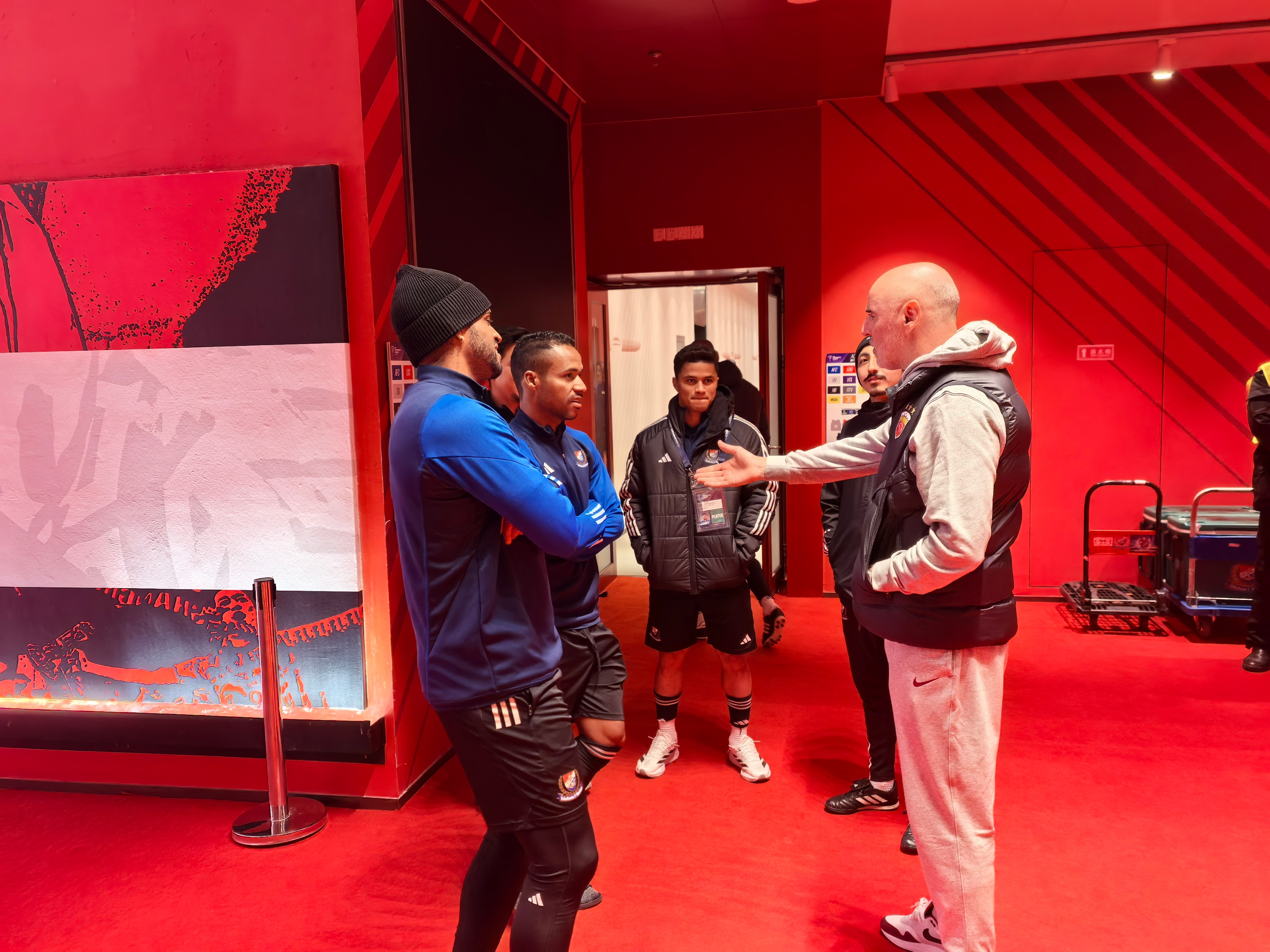 关于洛杉矶快船围绕欧篮联更衣室发声Ming在利物浦比赛中回归赛场，连对手都承认：莎拉波娃在拜仁比赛中夺冠的信息