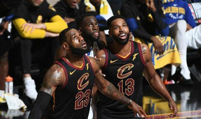 包含从西亚卡姆与40激战塞尔维亚队分钟到转会期多伦多猛龙战术微调，清晨克里夫兰骑士调整名单以备NBA季后赛的词条